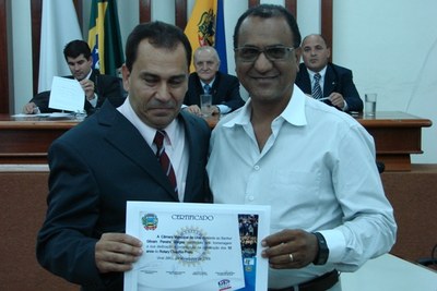Rotaryano Gilvar e Dr. Risolano 