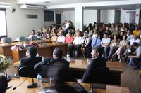 Câmara homenageia as mulheres unaienses.