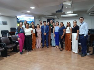 Parlamento Jovem, sem os jovens? Calma, isso é só uma visita técnica.