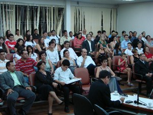 Poder Legislativo faz entrega de Diplomas de Méritos